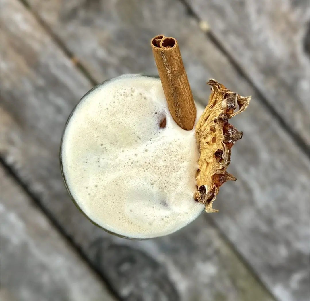 Dried Pineapple Halfmoons with Rind – Cocktail Garnish